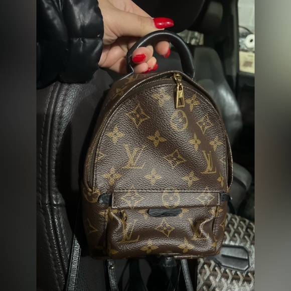 LV PALM SPRING BACKPACK! Gently USED! - Picture 3 of 3